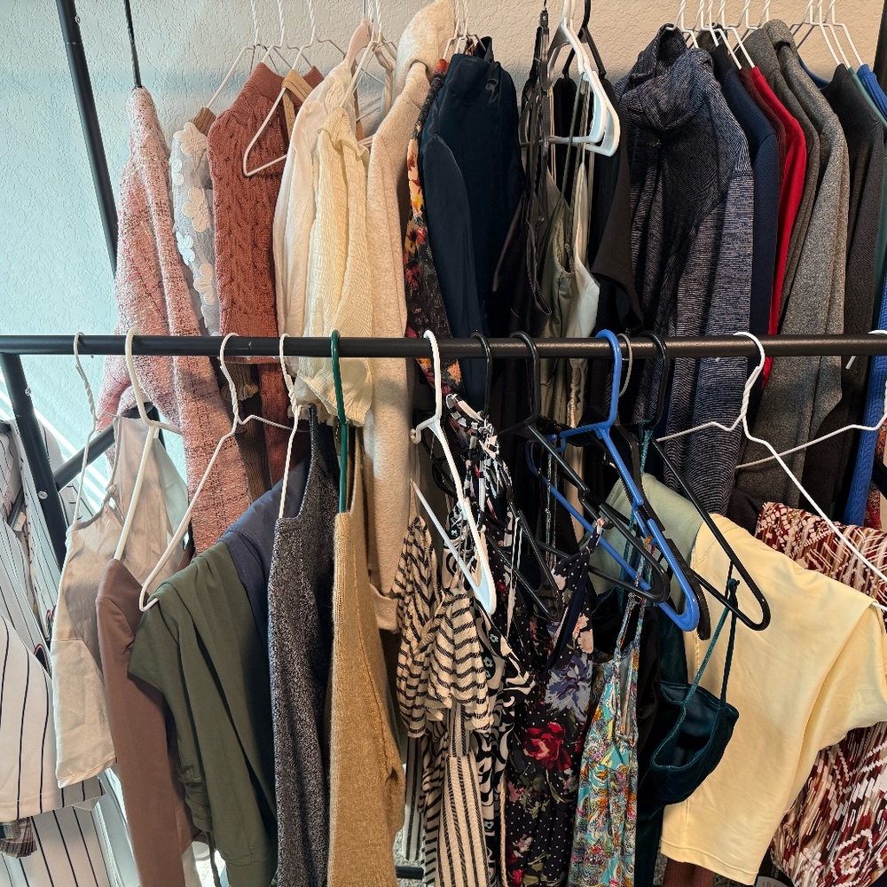 Unlisted Items! Random Pulls. Active wear, Casual Wear, and more! Come join Us!